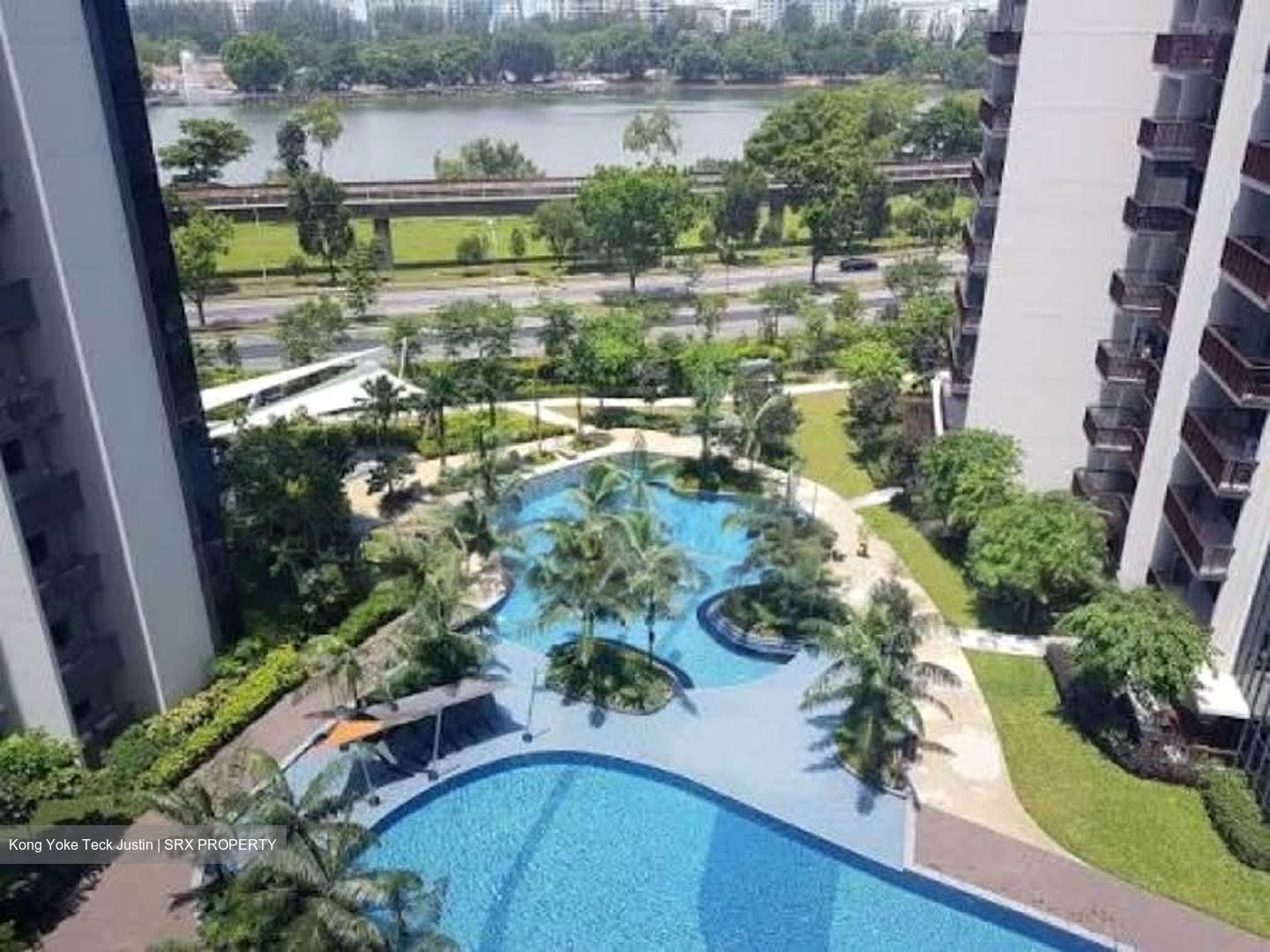 Lakeville (D22), Condominium #538379641